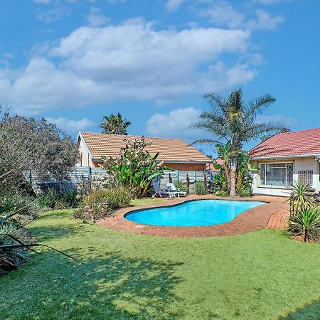 Large 1 Bedroom Cottage, 15 Min From Or Tambo Airport, With Backup Power And Water Germiston Luaran gambar